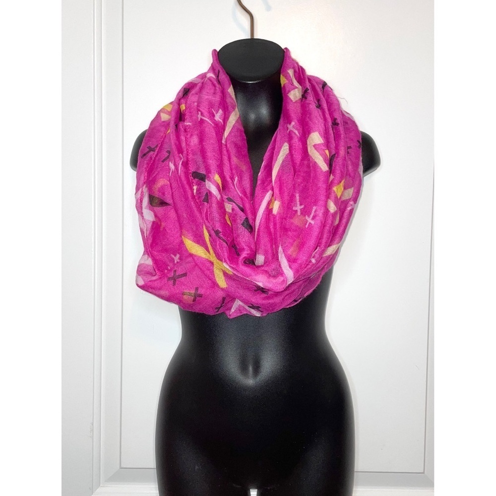 Cross infinity scarf